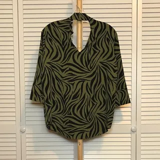 Photo of River Island Zebra Print Collared V-neck 3/4 Sleeve 4