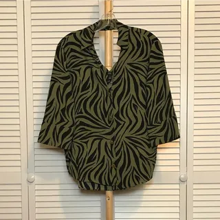 Photo of River Island Zebra Print Collared V-neck 3/4 Sleeve 4