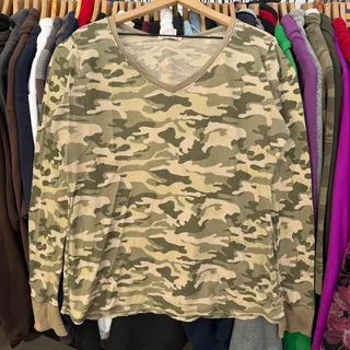 Photo of Vintage Y2K Women’s Ocean Pacific Camo Long Sleeve Brown Green Tan