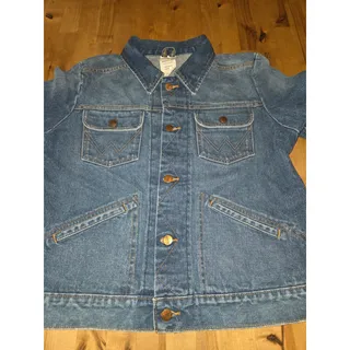 Photo of Vintage 2001 Wrangler Cowboy Cut Denim Trucker Jacket - Men’s Size Medium