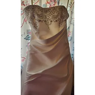 Photo of Zurc For IMPRESSIONS SIZE 10 WEDDING GOWN with train
