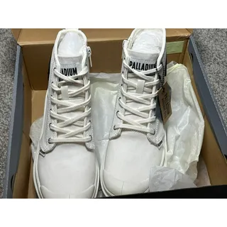 Photo of Palladium Pallabase Twill Womens Boots White Size 6.5 NIB
