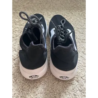 Photo of Van’s Cerus Lite Trainers Size 9.5 Women’s
