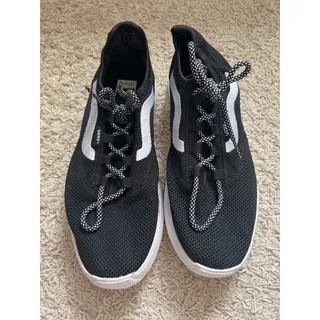 Photo of Van’s Cerus Lite Trainers Size 9.5 Women’s