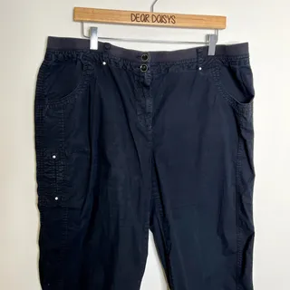 Photo of JM Collection Black Cargo Capri Pants