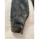 Listing Photo Thumb #6