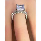Listing Photo Thumb #4