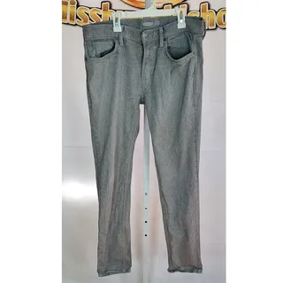 Photo of Mens Old Navy Gray Relaxed Slim Taper jeans Size 33x34
