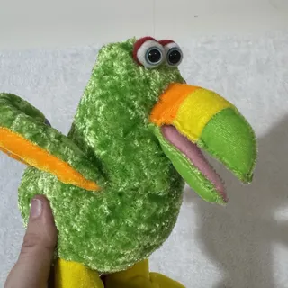 Photo of Vtg Sugar Loaf Tropical Toucan Parrot Plush Bird Stuffed Animal Carnival Prize 8