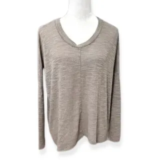 Photo of Cherish Long Sleeve Sweater Pullover Marled Design V Neck Boxy Knit Brown Small
