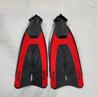 Photo of Aeris Velocity Full Foot Fins Childrens Flippers Red XXS