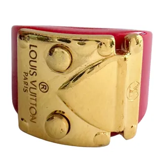 Photo of Louis Vuitton LockMe Fuchsia Resin Gold Tone Ring