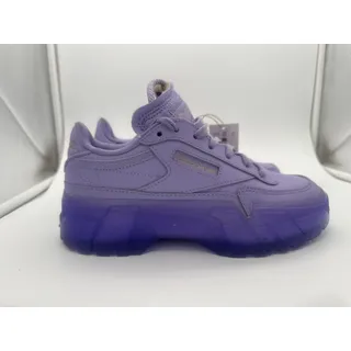 Photo of Reebok x Cardi B Club C V2 Size 6 Women’s 