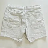 Listing Photo Thumb #3