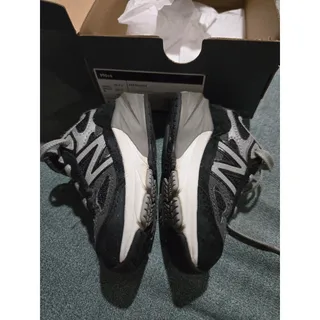 Photo of New Balance 990 v6 Sneaker, Black/Silver, Toddler Size 5C