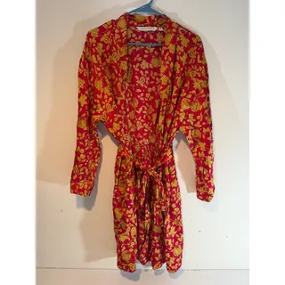 Photo of Victoria's Secret 100% Silk Robe Red & Gold Floral size M/L