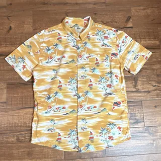 Photo of Quiksilver Men's M Short Sleeve Tropical Hawaiian Button-Up Shirt Yellow Pockets