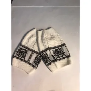 Photo of Muk Luks Snowflake Pattern Boot Socks NEW Warmers Winter Cherry Girl Balletcore