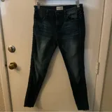 Listing Photo Thumb #4