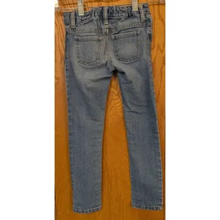 Photo of 🏖️Girls 6 Straight Old Navy Jeans