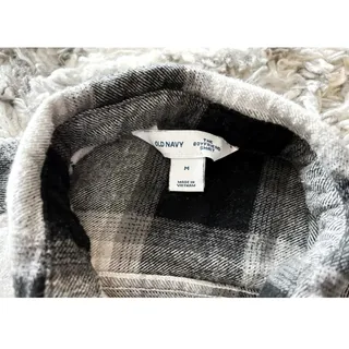 Photo of Old Navy Black White Buffalo Check Button-Down Womens Size M