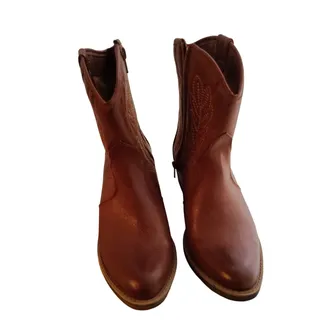 Photo of Coconuts by Matisse Western Brown Ankle Boots Embroidered 7.5