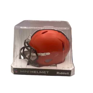 Photo of Cleveland Browns Riddell Speed Mini Helmet