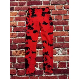 Photo of Lululemon leggings size 6