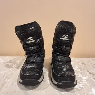 Photo of HOBIBEAR Kids Snow Waterproof Slip-Resistant Black Boots Size 6.5 
