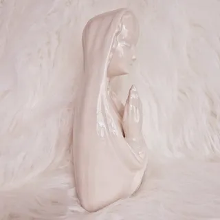 Photo of Vintage MCM White Porcelain Praying Madonna Virgin Mary Statue 9.25"