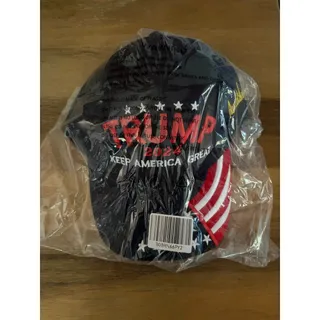 Photo of Trump Hat