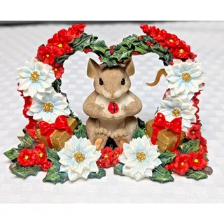 Photo of Charming Tails "The Greatest Gift is to Carry a Friend in your Heart “ No Box