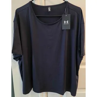 Photo of NWT Under Armour Motion SS T-Shirt - Women's Size 2X