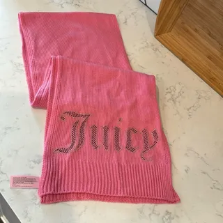 Photo of Juicy Couture Pink Jersey Knit Scarf Heat Set Studded Logo Paris Hilton Y2K