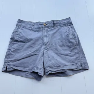 Photo of Old Navy Everyday Shorts Women’s Size 4 Charcoal Gray High Rise Chino