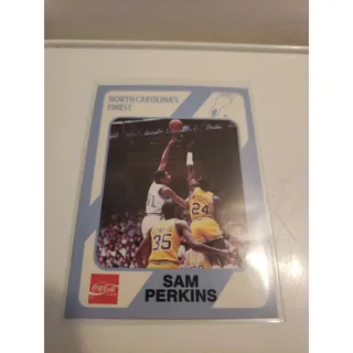 Photo of Sam Perkins 1989 Collegiate Collection #32 - North Carolina's Finest -Fresh Pull