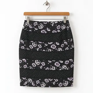 Photo of White House Black Market Black Floral Lace Pencil Skirt EUC Size 4