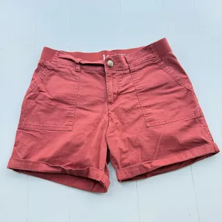Photo of Lee Women’s Size 6 Red Bermuda Shorts Mid Rise Regular Fit Rolled Cuff
