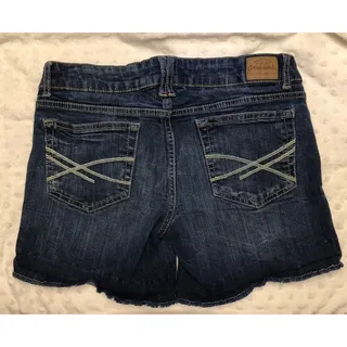 Photo of Aeropostale Women’s Boyfriend Denim Cuffed Shorts. Size 10