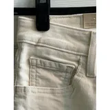 Listing Photo Thumb #4