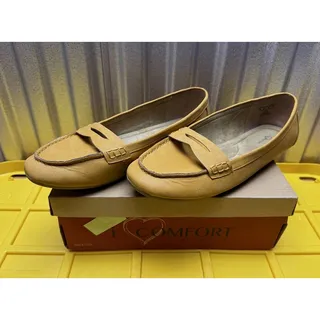 Photo of iComfort Everly Loafers Mustard Yellow Womens 11 Used