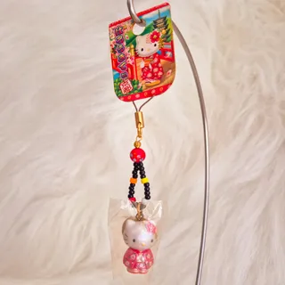 Photo of Vintage 2005 Sanrio Hello Kitty Kyoto Kimono Phone Charm Beaded Strap Japan